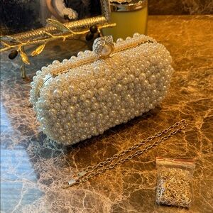 VeranoHill Pearl-Embellished Clutch